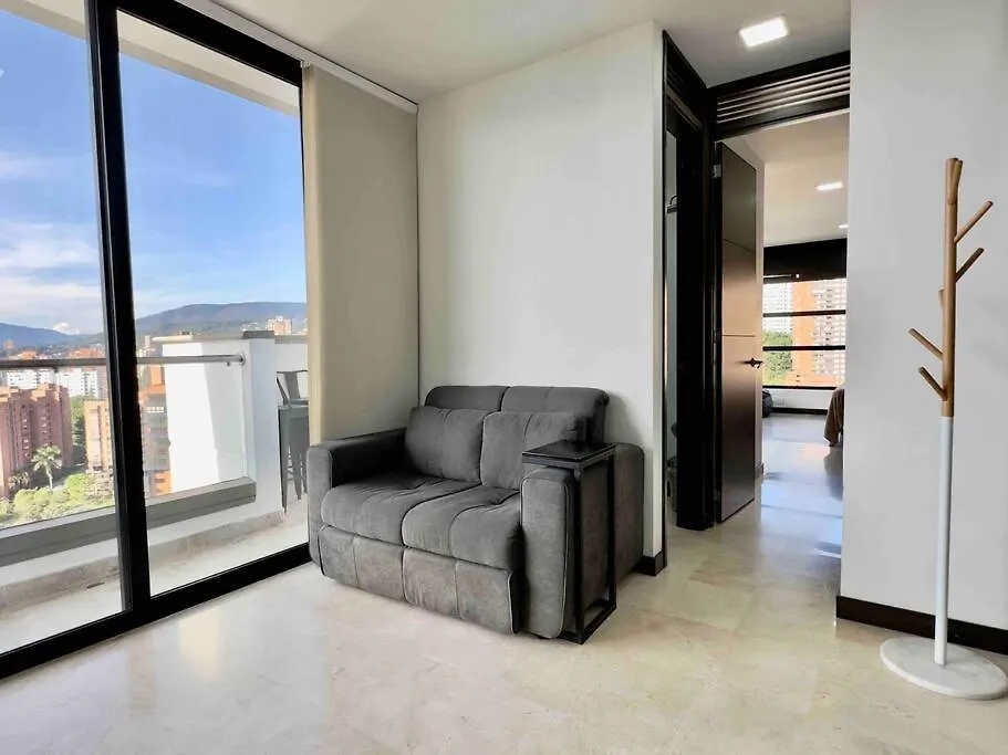 Apartamento 2002 City Skyline View In El Poblado Medellín