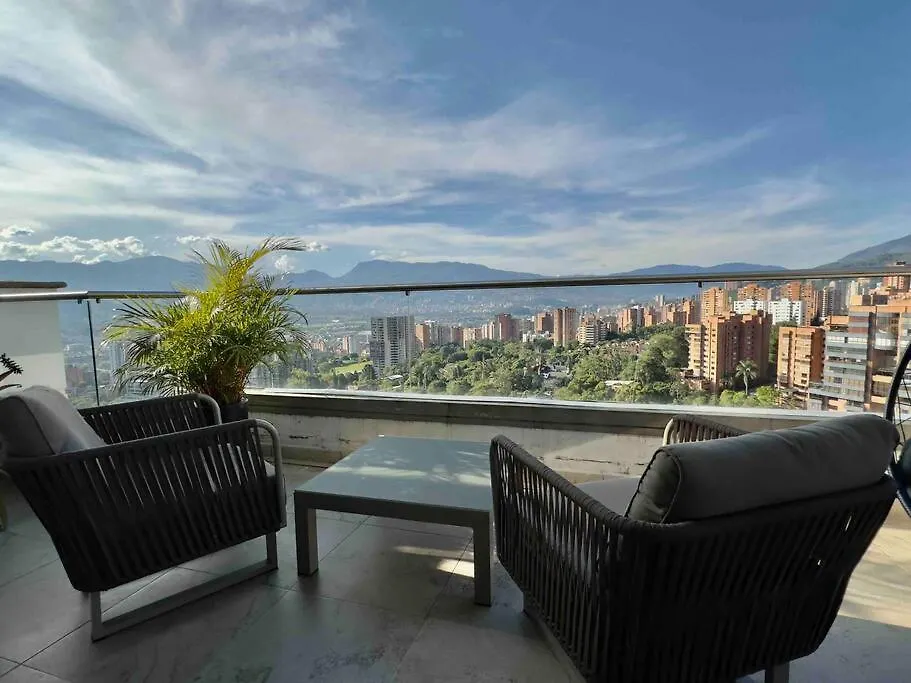 2002 City Skyline View In El Poblado Medellín Apartamento